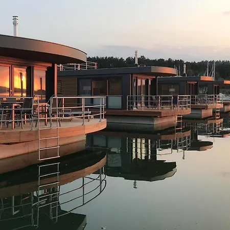 Botel Floating Village Brombachsee 4*