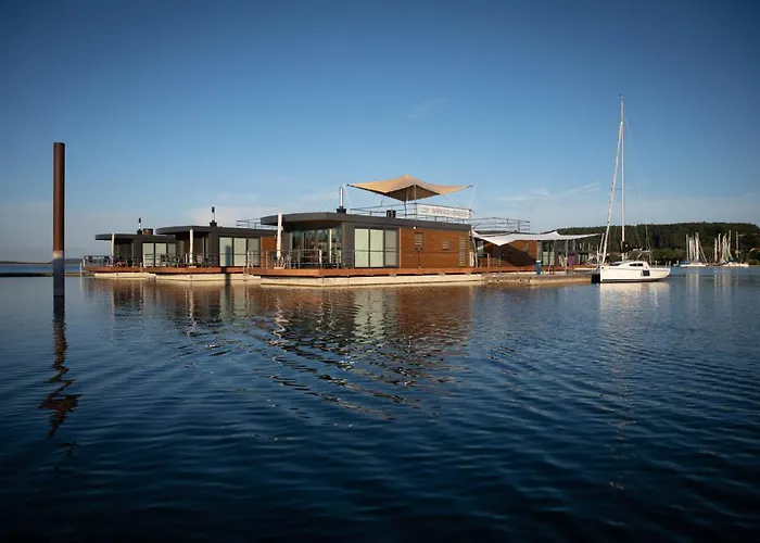 ספינת מלון Floating Village Brombachsee פליינפילד