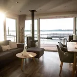 Floating Village Brombachsee 4* 플라인펠트