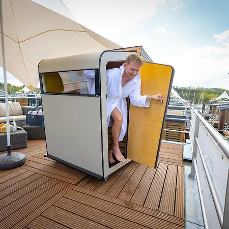 Floating Village Brombachsee 플라인펠트