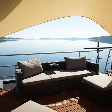 Hotel en barco Floating Village Brombachsee 4*